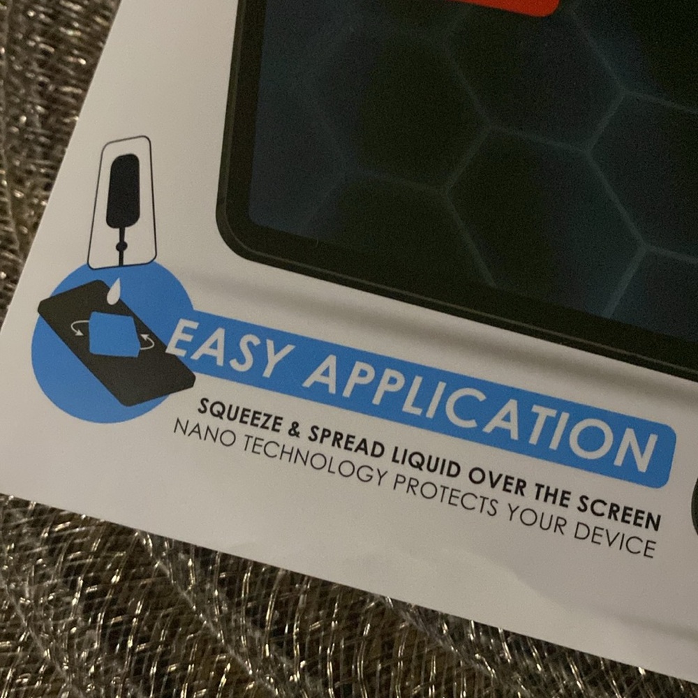 Universal Screen Protection - Black - Picture 5 of 6